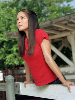 Kristin Kreuk photo #