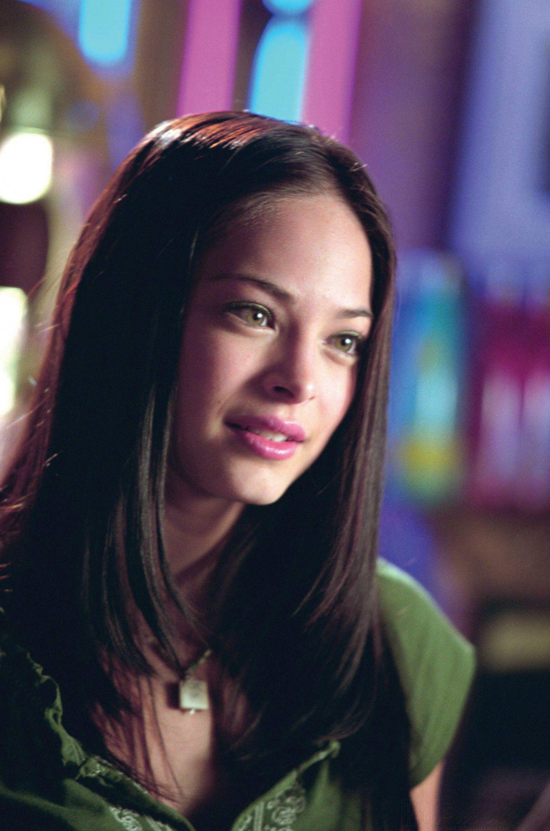 Kristin Kreuk: pic #214062