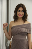 Kriti Kharbanda photo #