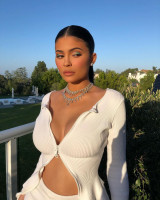 photo 3 in Kylie Jenner gallery [id1168774] 2019-08-16