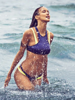 Lais Ribeiro photo #
