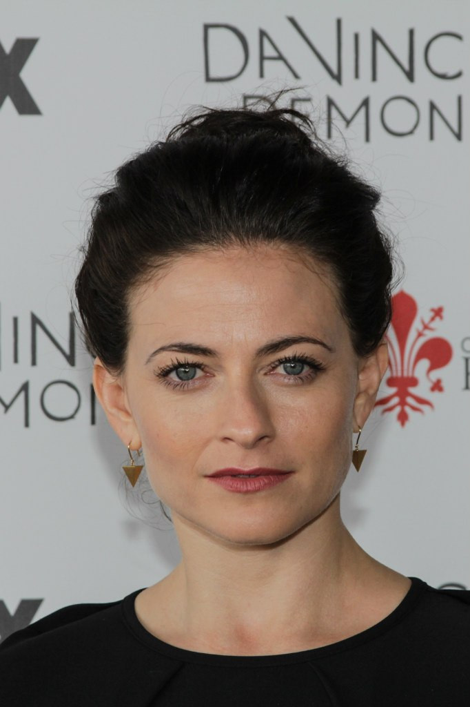 Lara Pulver photo 111 of 322 pics, wallpaper - photo #672173 - ThePlace ...