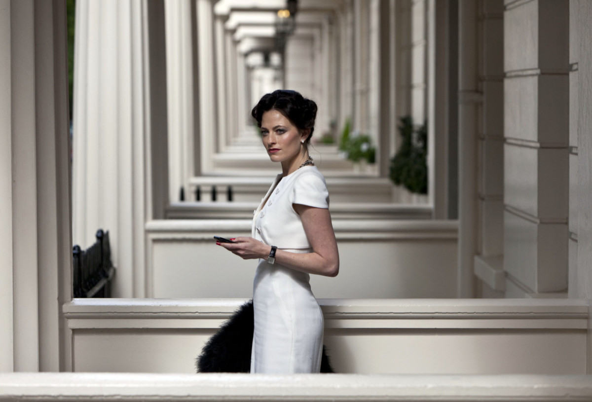 Lara Pulver: pic #441032