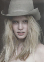 Lara Stone photo #