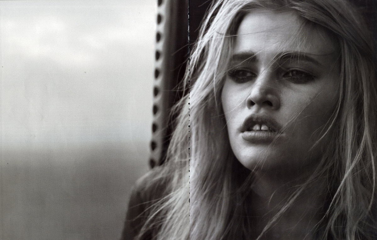 Lara Stone: pic #131282