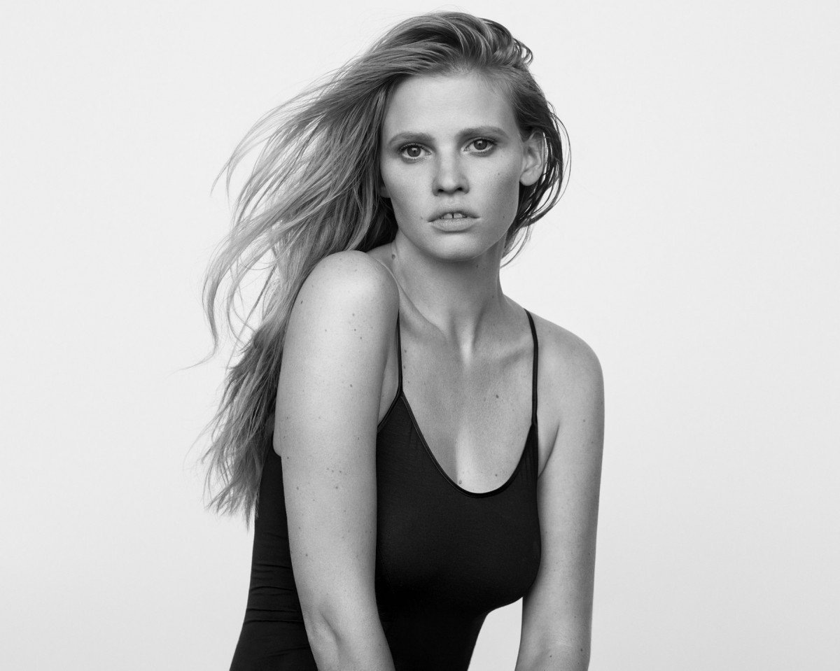 Lara Stone: pic #753349