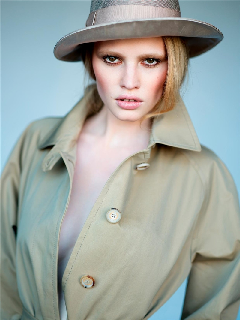 Lara Stone: pic #150554