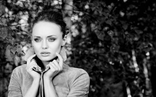 Laura Haddock photo #