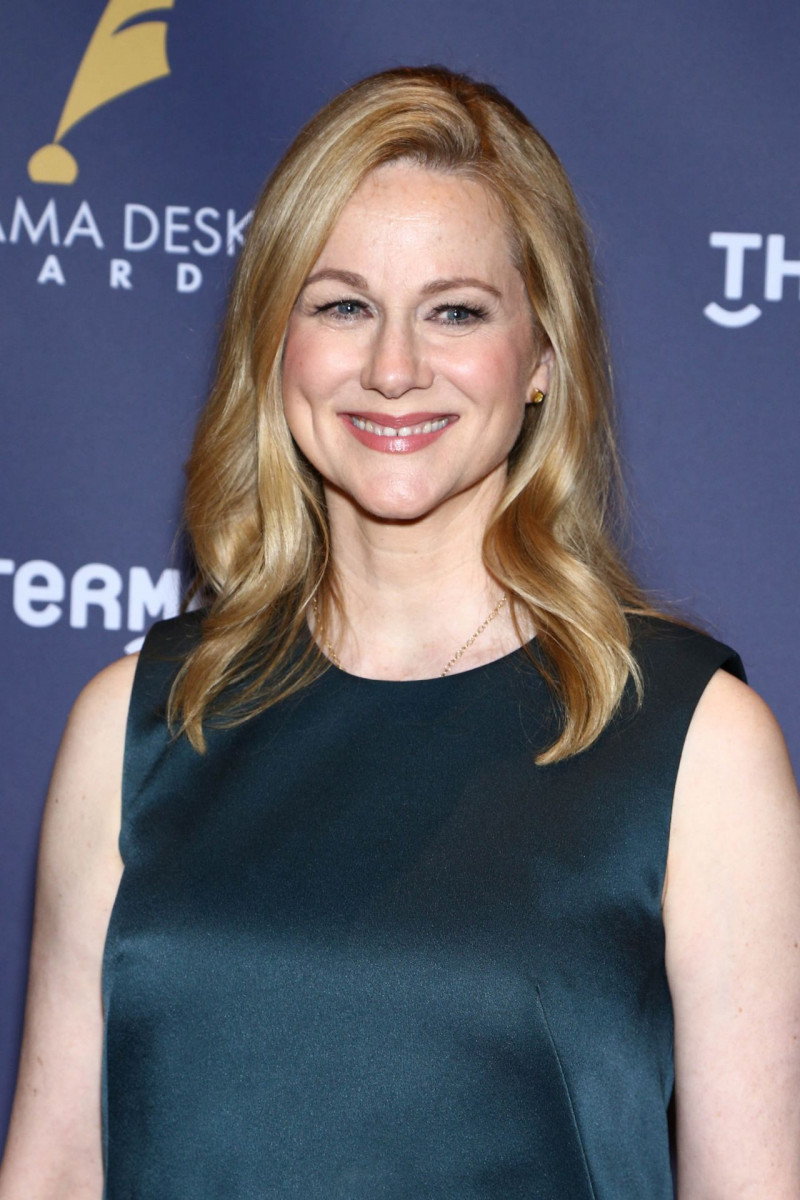 Laura Linney: pic #941324