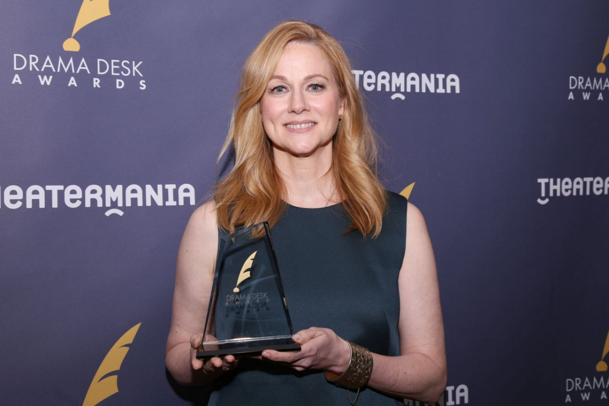 Laura Linney: pic #941325