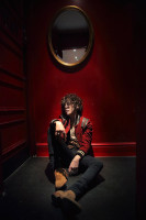 Laura Pergolizzi photo #