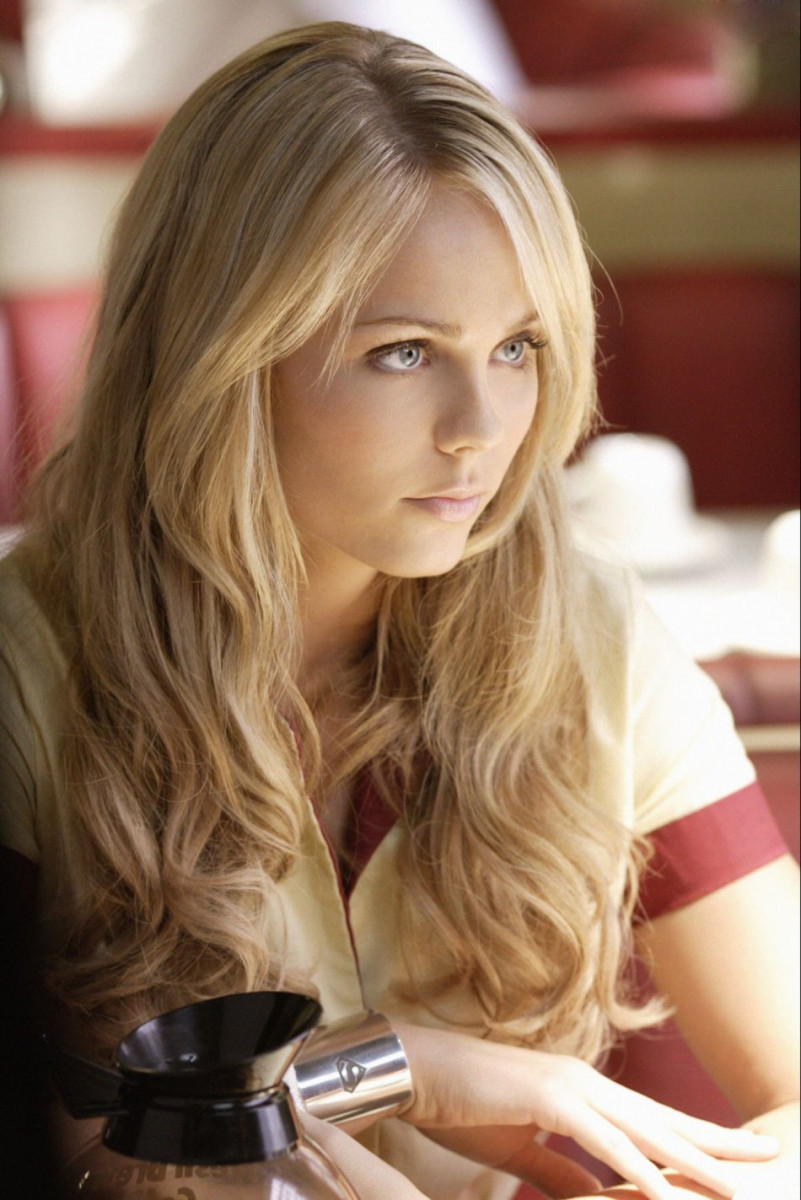 Laura Vandervoort: pic #336768