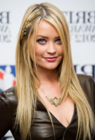 Laura Whitmore photo #