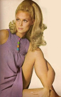 Lauren Hutton photo #