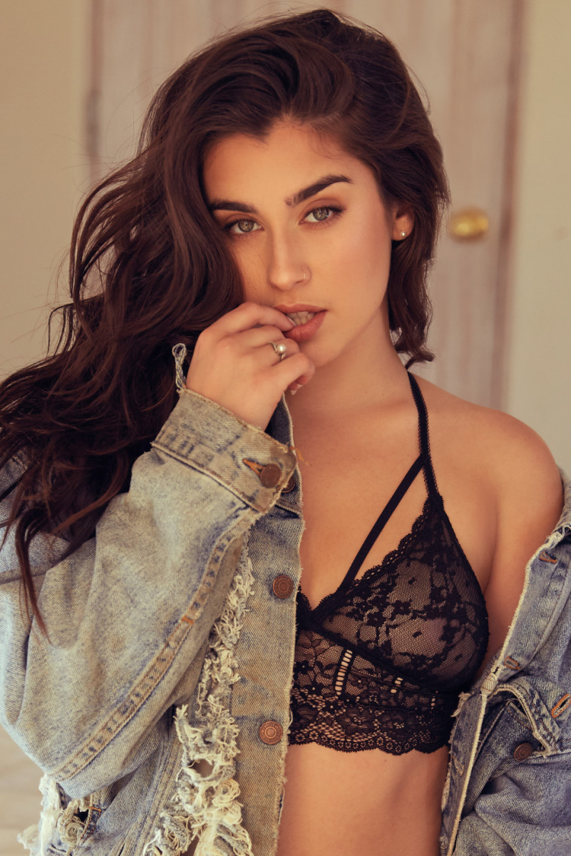 Lauren Jauregui: pic #1034085