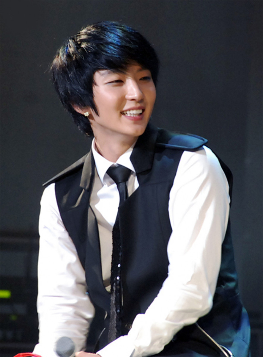 Lee Joon Ki: pic #894957