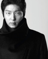 Lee Joon Ki photo #