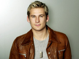 Lee Ryan photo #