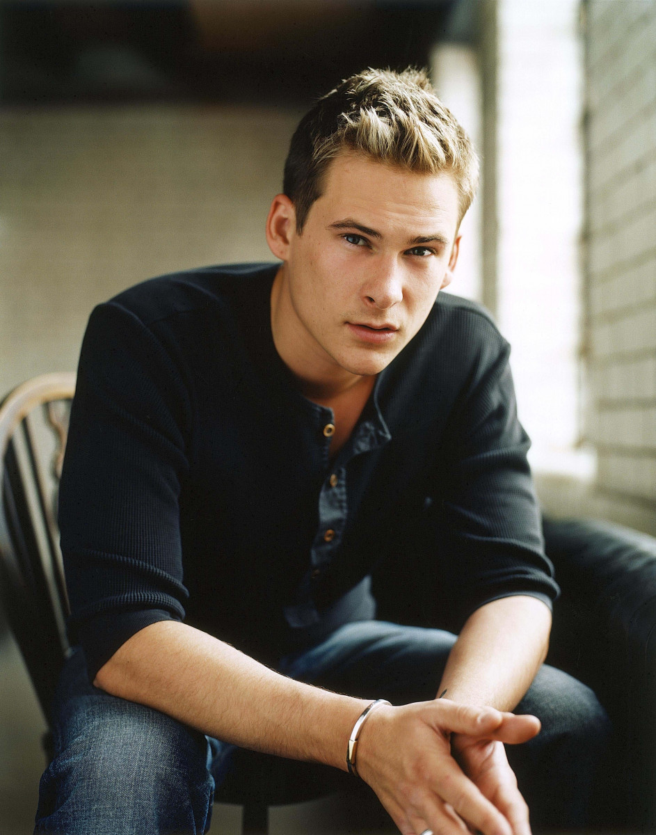 Lee Ryan: pic #670380