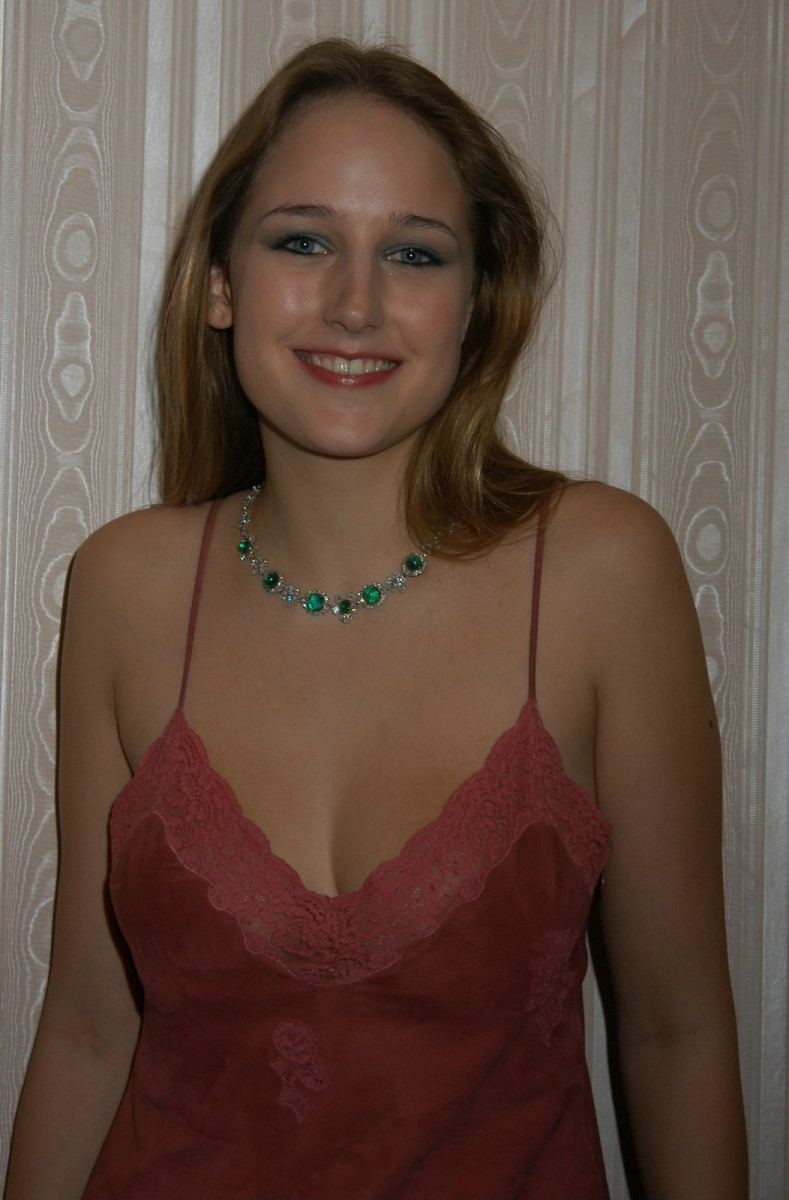 Leelee Sobieski: pic #1060649