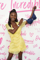 photo 29 in Leomie Anderson gallery [id1146109] 2019-06-20