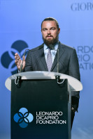 Leonardo DiCaprio photo #