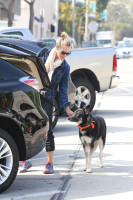 Leslie Bibb photo #