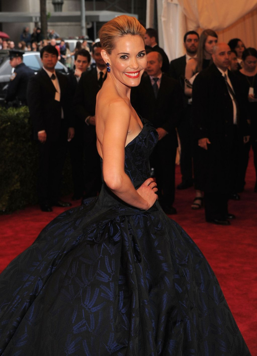Leslie Bibb: pic #526293