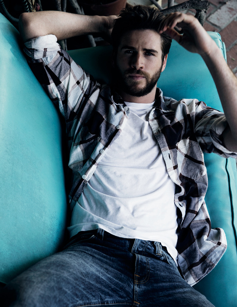 Liam Hemsworth: pic #903975