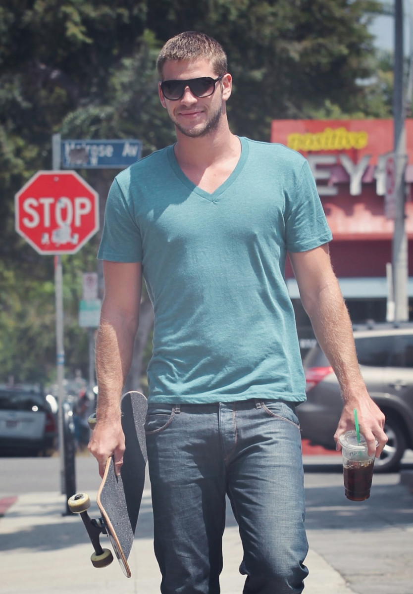 Liam Hemsworth: pic #381197