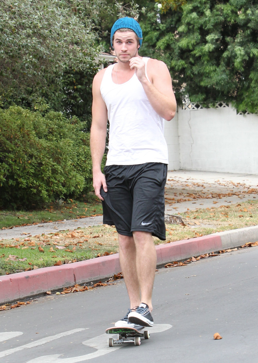 Liam Hemsworth: pic #510859