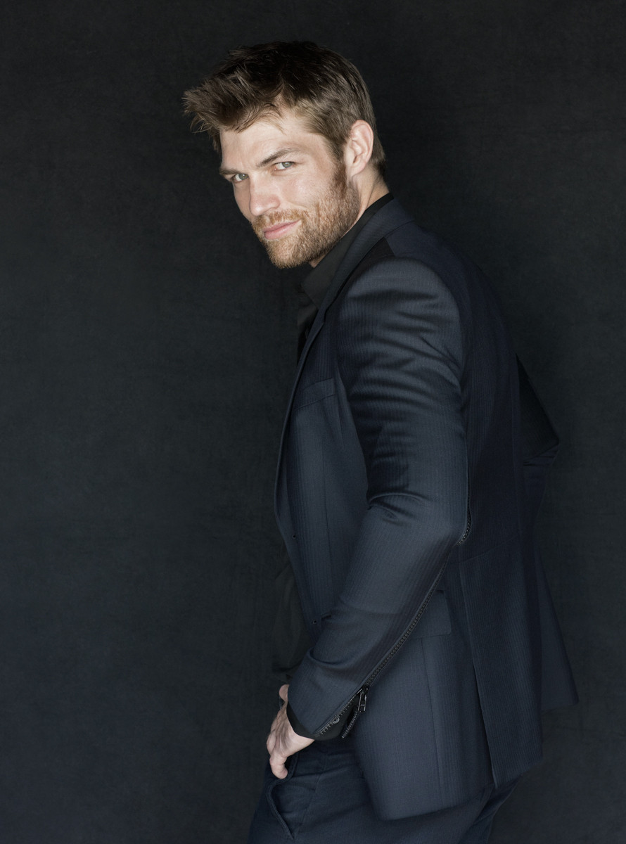 Liam McIntyre: pic #579752