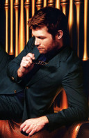 Liam McIntyre photo #