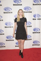 Lili Reinhart photo #