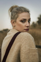 Lili Reinhart photo #