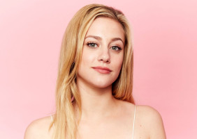 Lili Reinhart photo #