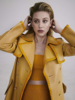 Lili Reinhart photo #