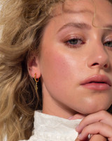 Lili Reinhart photo #