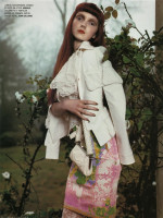 Lily Cole photo #