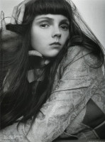 Lily Cole photo #