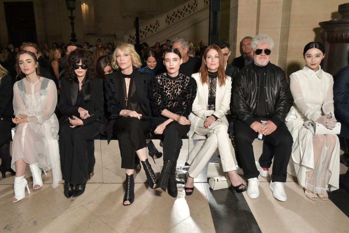 Lily Collins: pic #967555