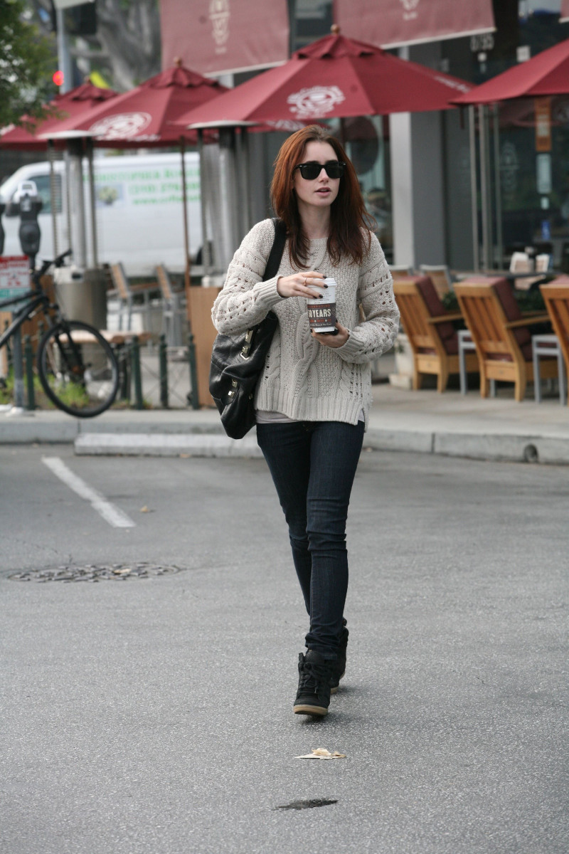 Lily Collins: pic #575694