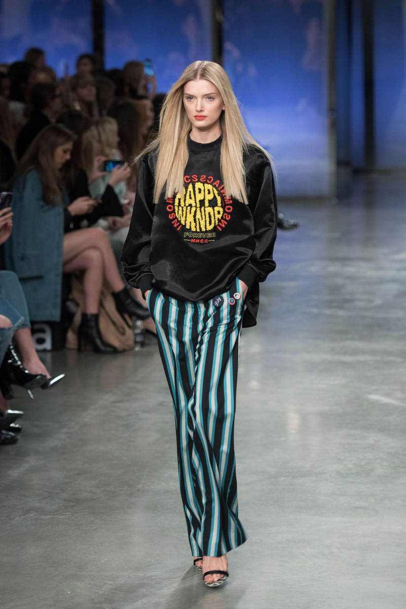 Lily Donaldson: pic #911059