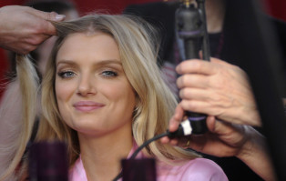 Lily Donaldson photo #