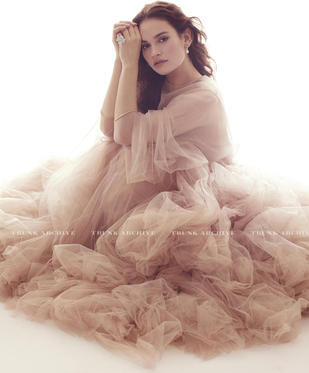 Lily James: pic #1329421