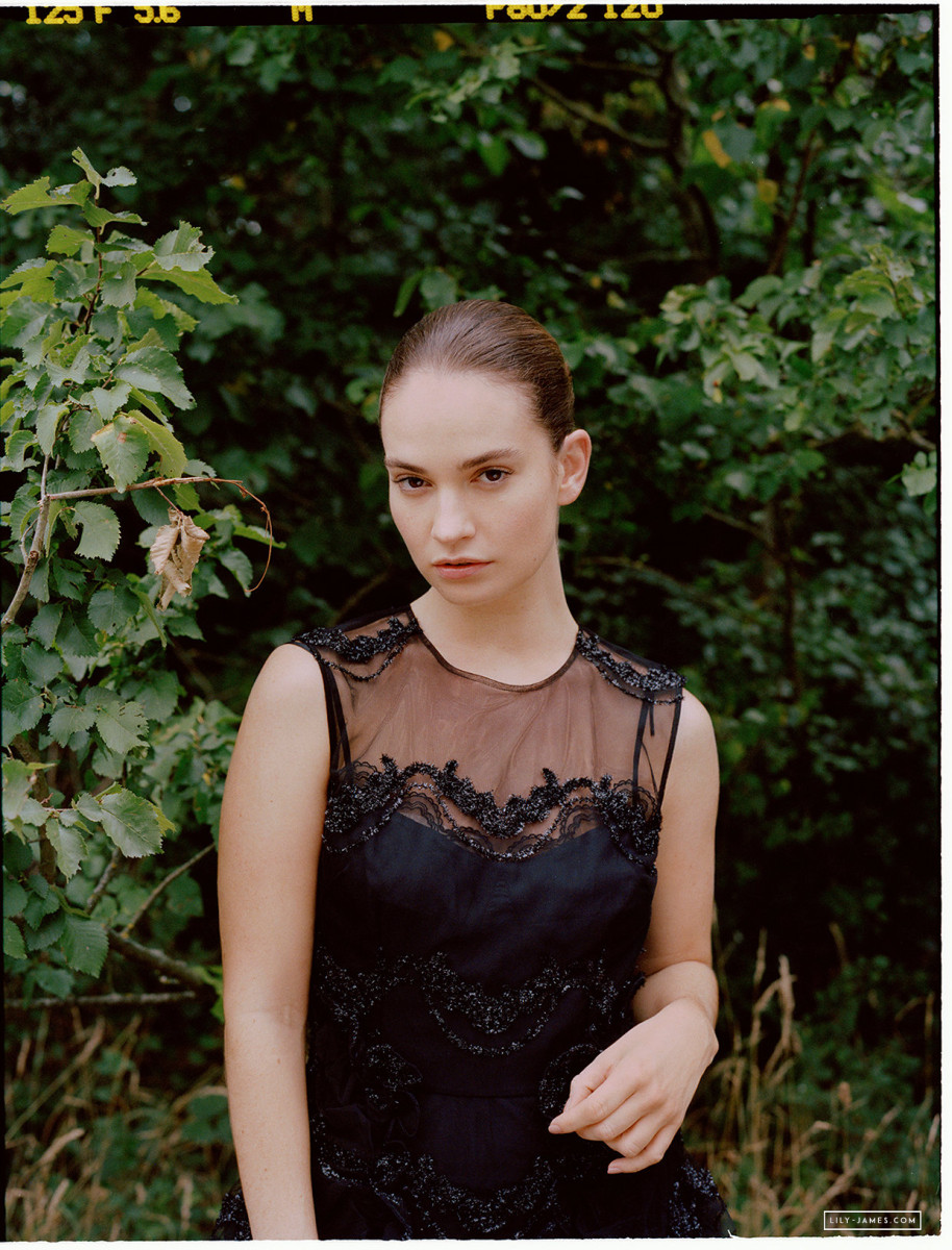 Lily James: pic #1323085