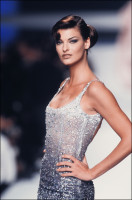 Linda Evangelista photo #