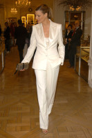 Linda Evangelista photo #