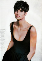 Linda Evangelista photo #