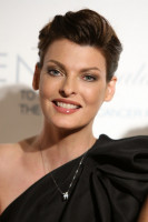 Linda Evangelista photo #